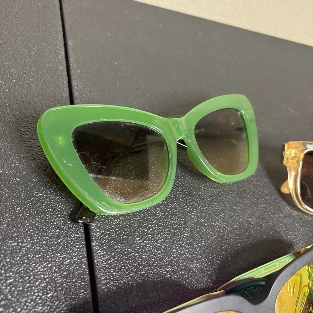 Bundle Sunglasses Collection Oscar de la Renta Vera Wang Ray Ban Diff Etc *ISSUE